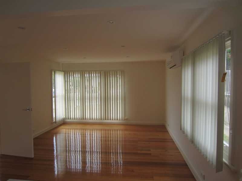 33 Bayfield Street BELLERIVE 4