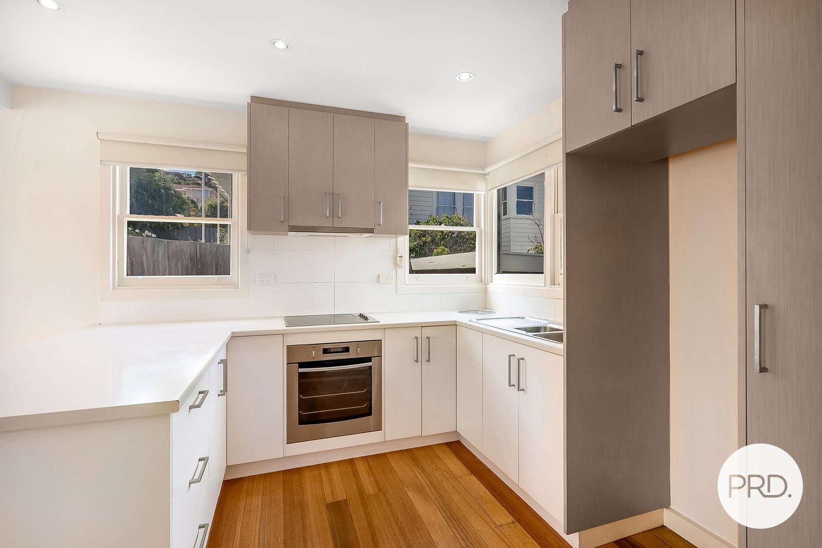 33 Bayfield Street BELLERIVE 3