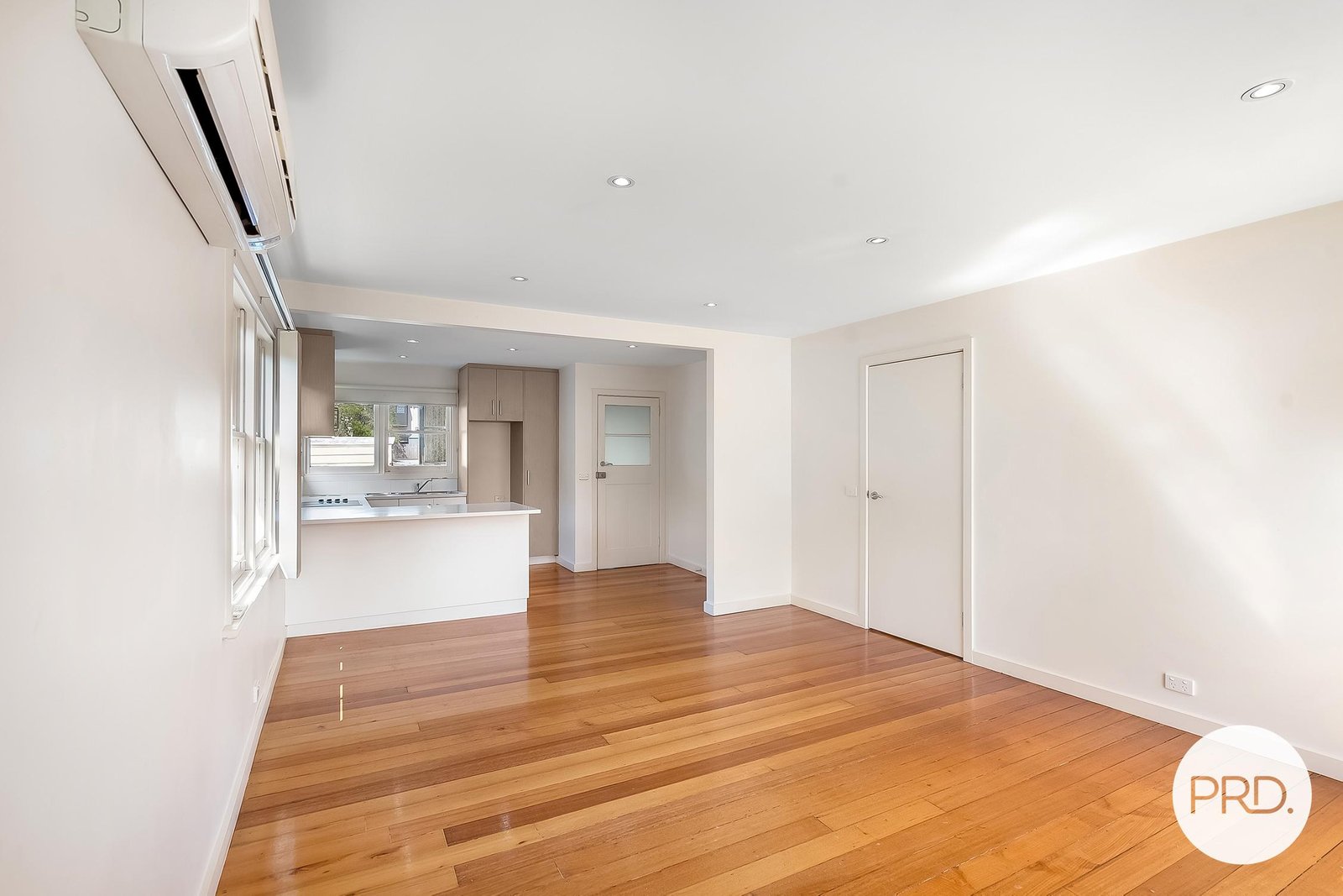 33 Bayfield Street BELLERIVE 4