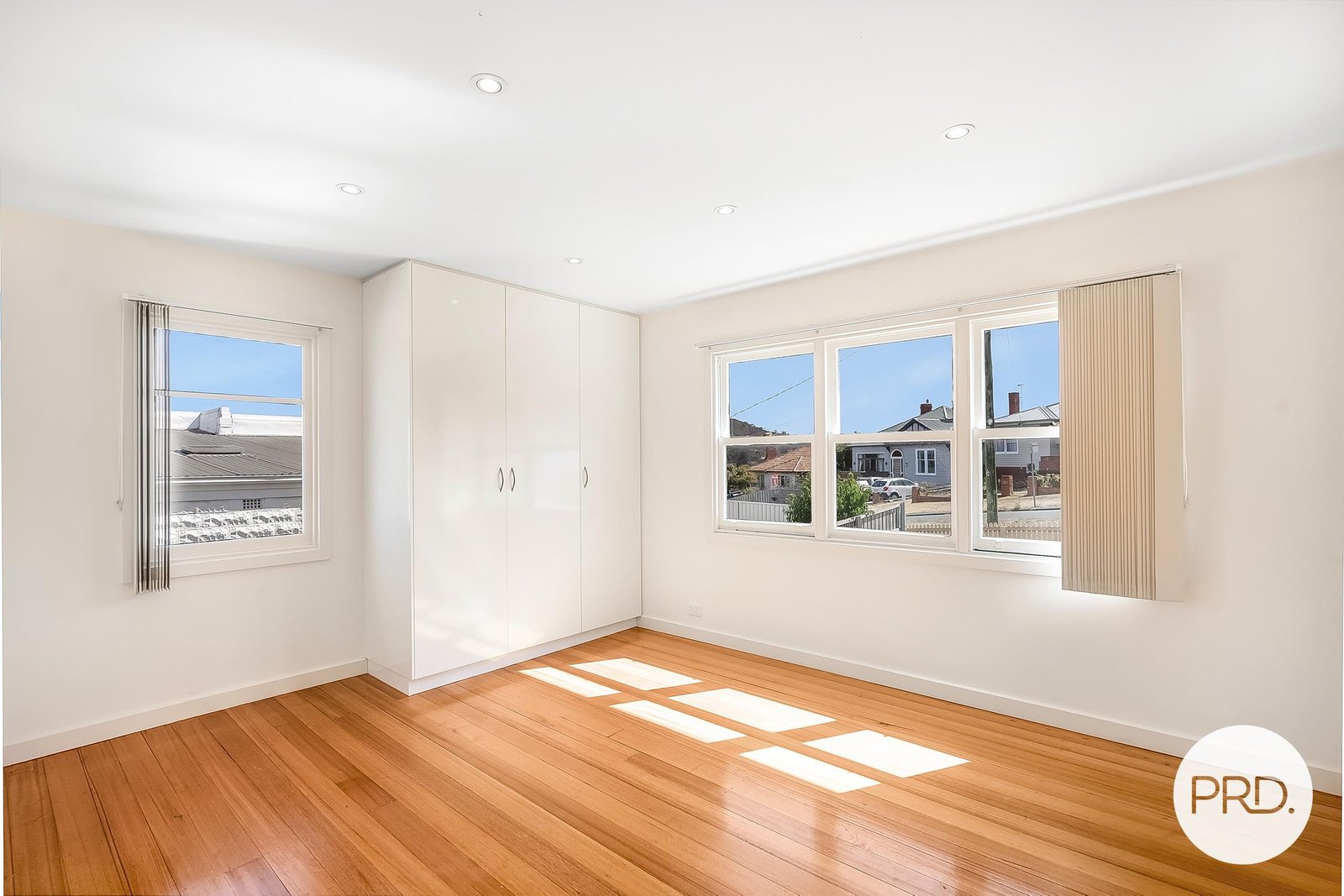 33 Bayfield Street BELLERIVE 7