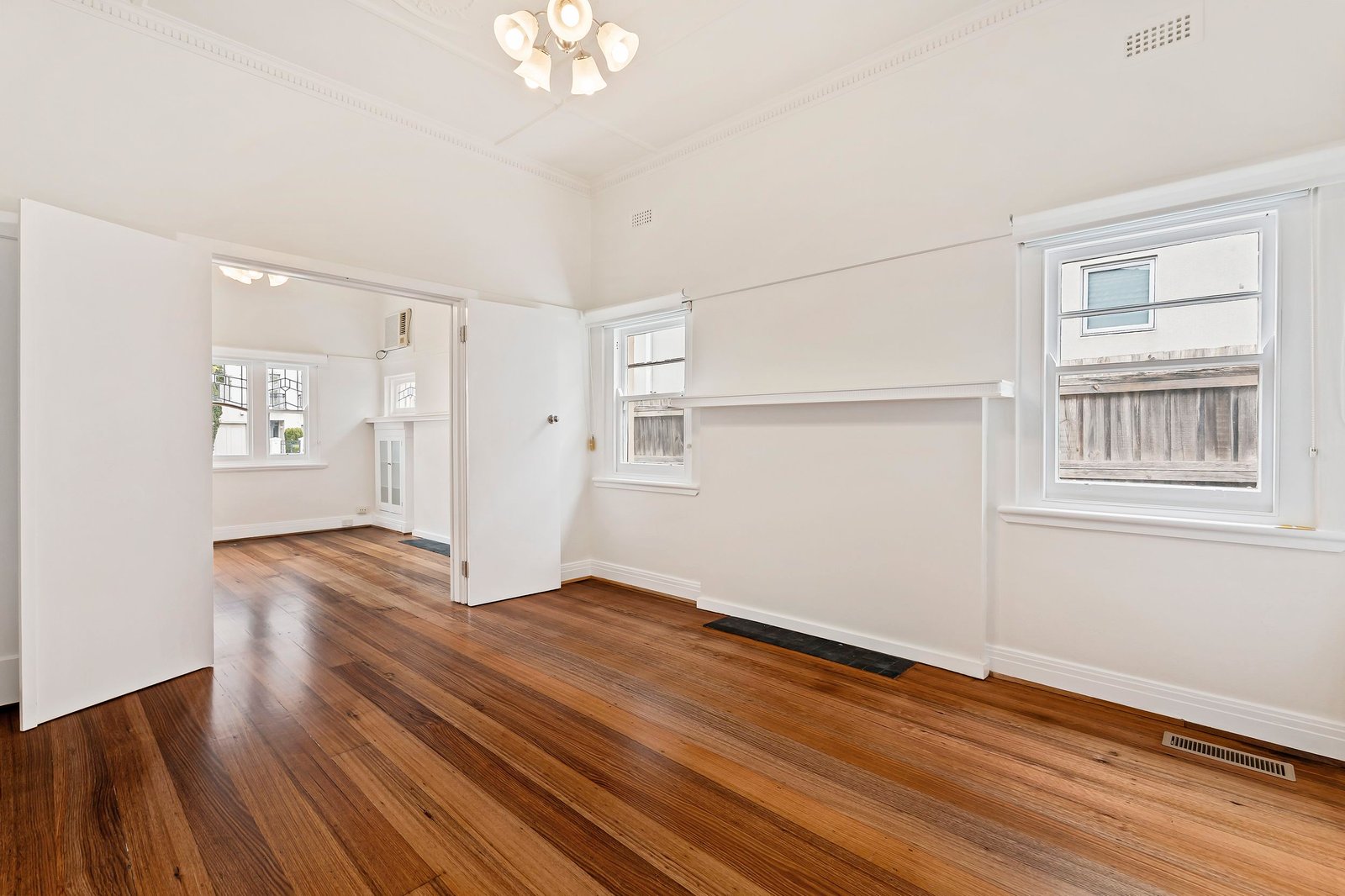 Real Estate and Property in 33 Beech Street, Caulfield South, VIC