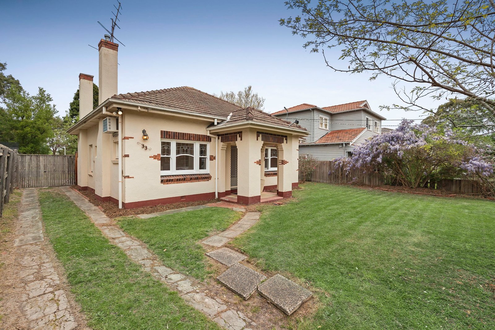 Real Estate and Property in 33 Beech Street, Caulfield South, VIC