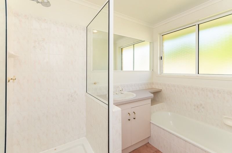 33 BELTANA Drive BOYNE ISLAND 2