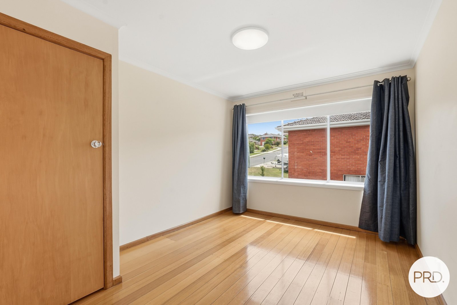 33 Berega Street HOWRAH 6