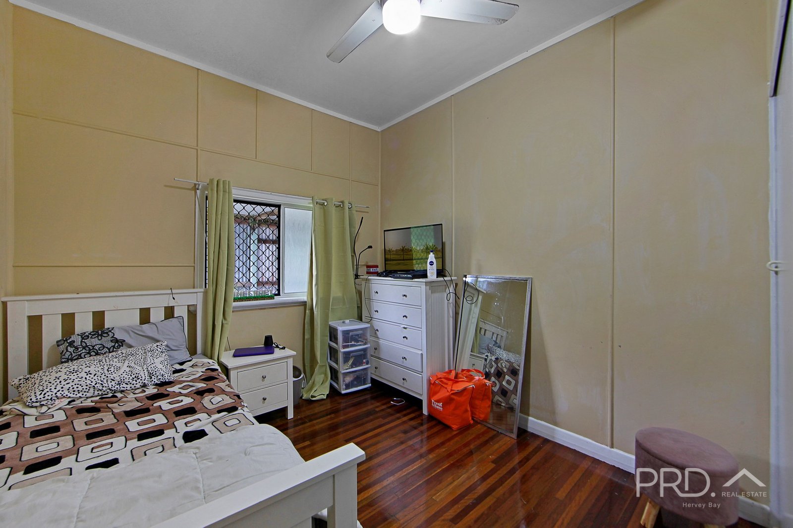 33 Bideford Street TORQUAY 11