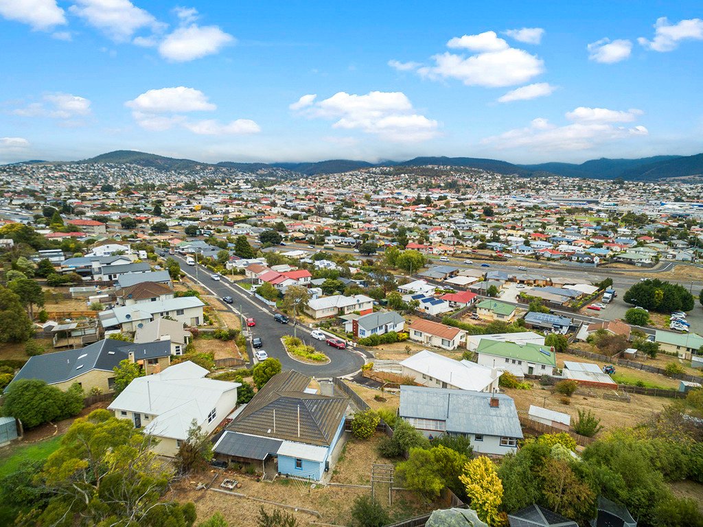 33 Blair Street LUTANA 16