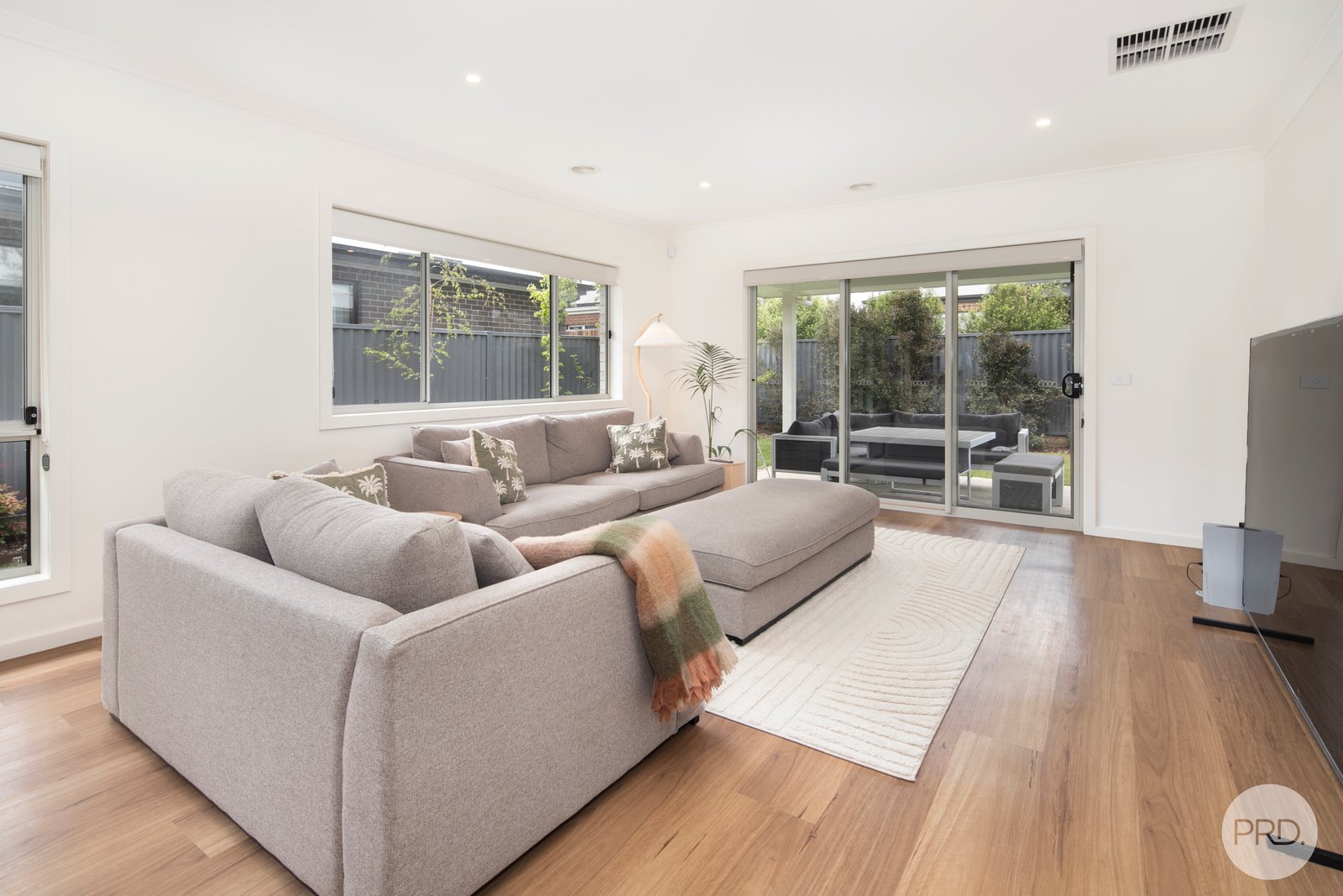 33 Blomeley Drive LUCAS 9