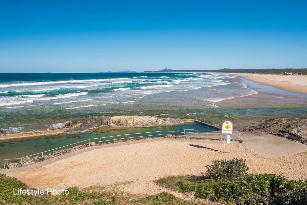 33 Bonville Waters Drive SAWTELL 22