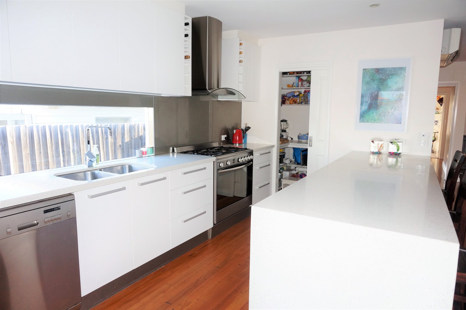 Gallery: 33 Breakwater Road