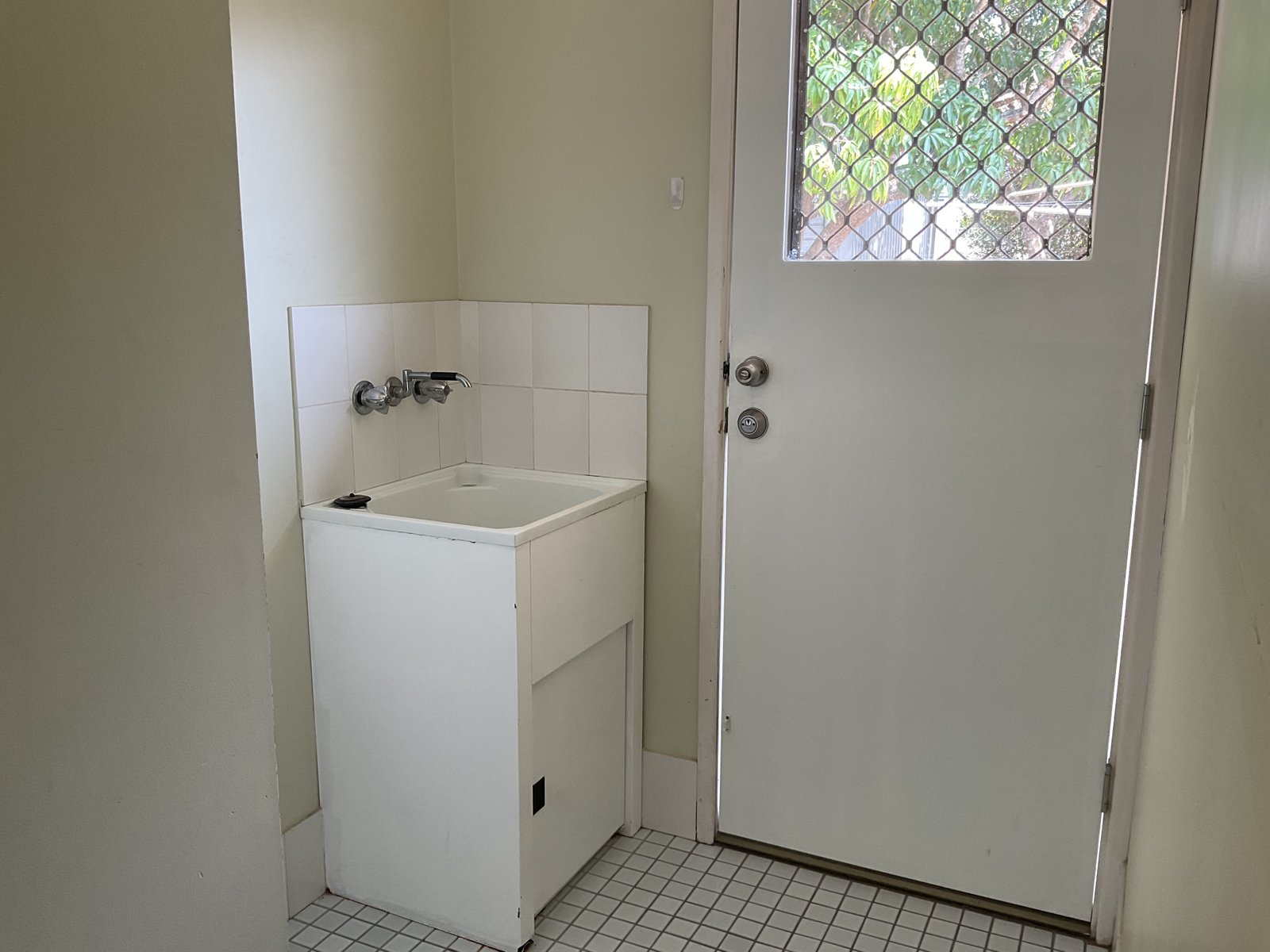 33 Bruce Street TORQUAY 5