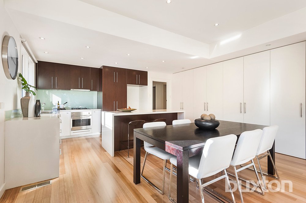 Gallery: 33 Burrows Street
