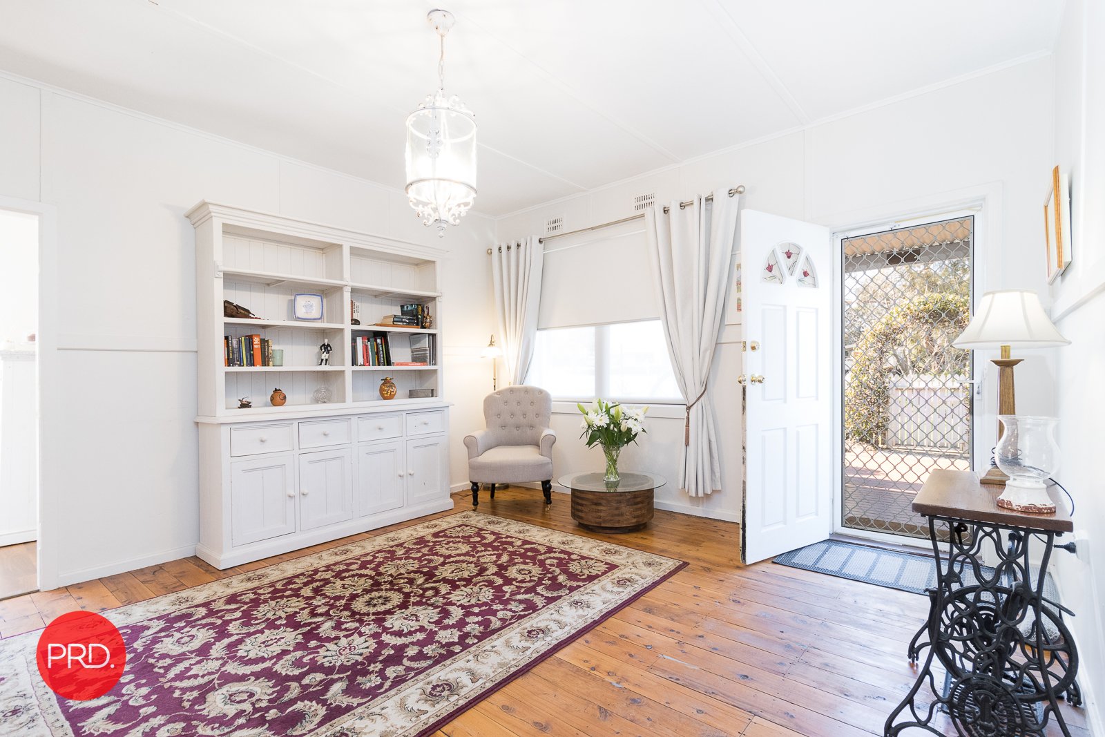 33 Butmaroo Street BUNGENDORE 10