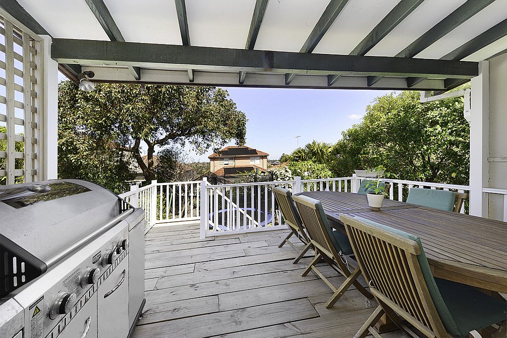 33 Byng Street MAROUBRA 4