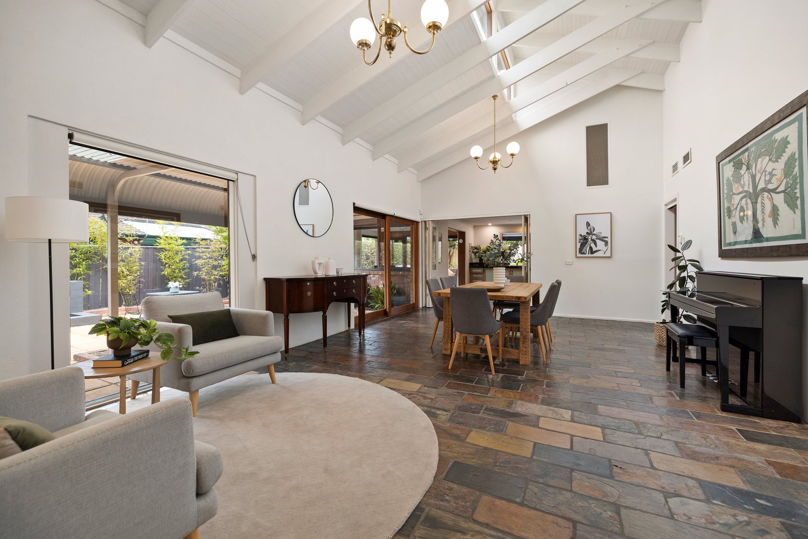 Gallery: 33 Campbell Grove