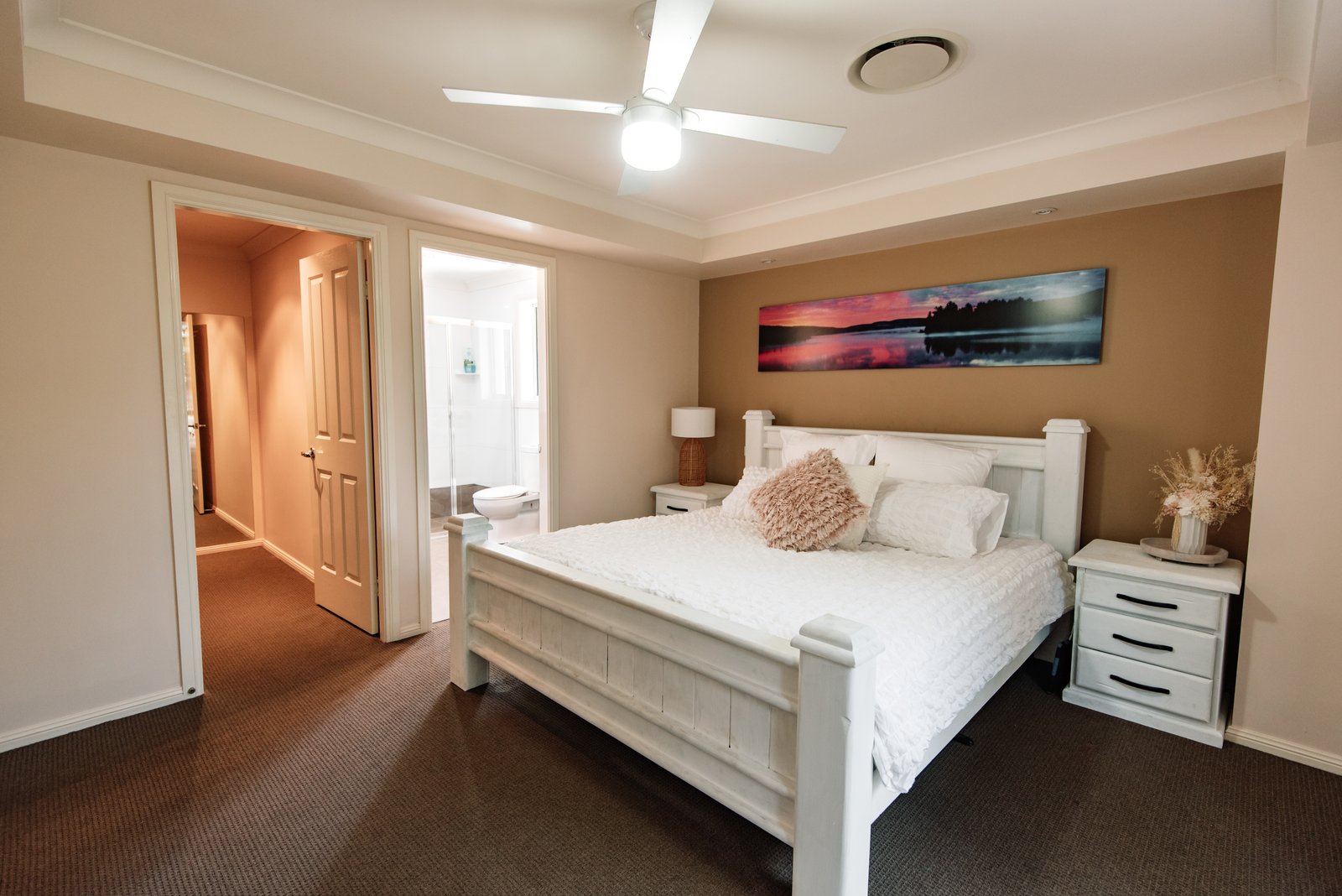 33 Campbell Road TAMWORTH 8