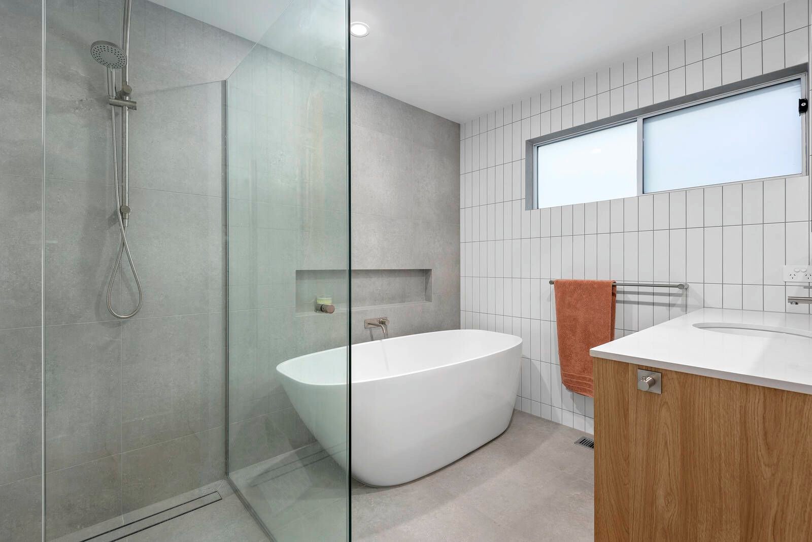 Real Estate and Property in 33 Canis Crescent, Ocean Grove, VIC