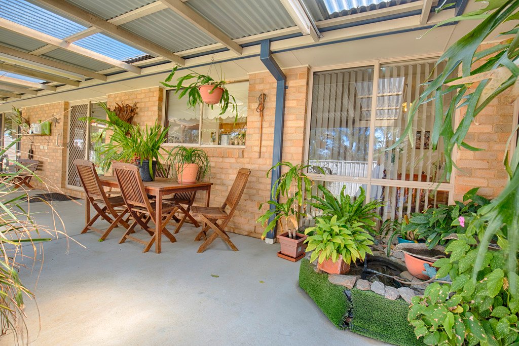 33 Canterbury Drive RAWORTH 17