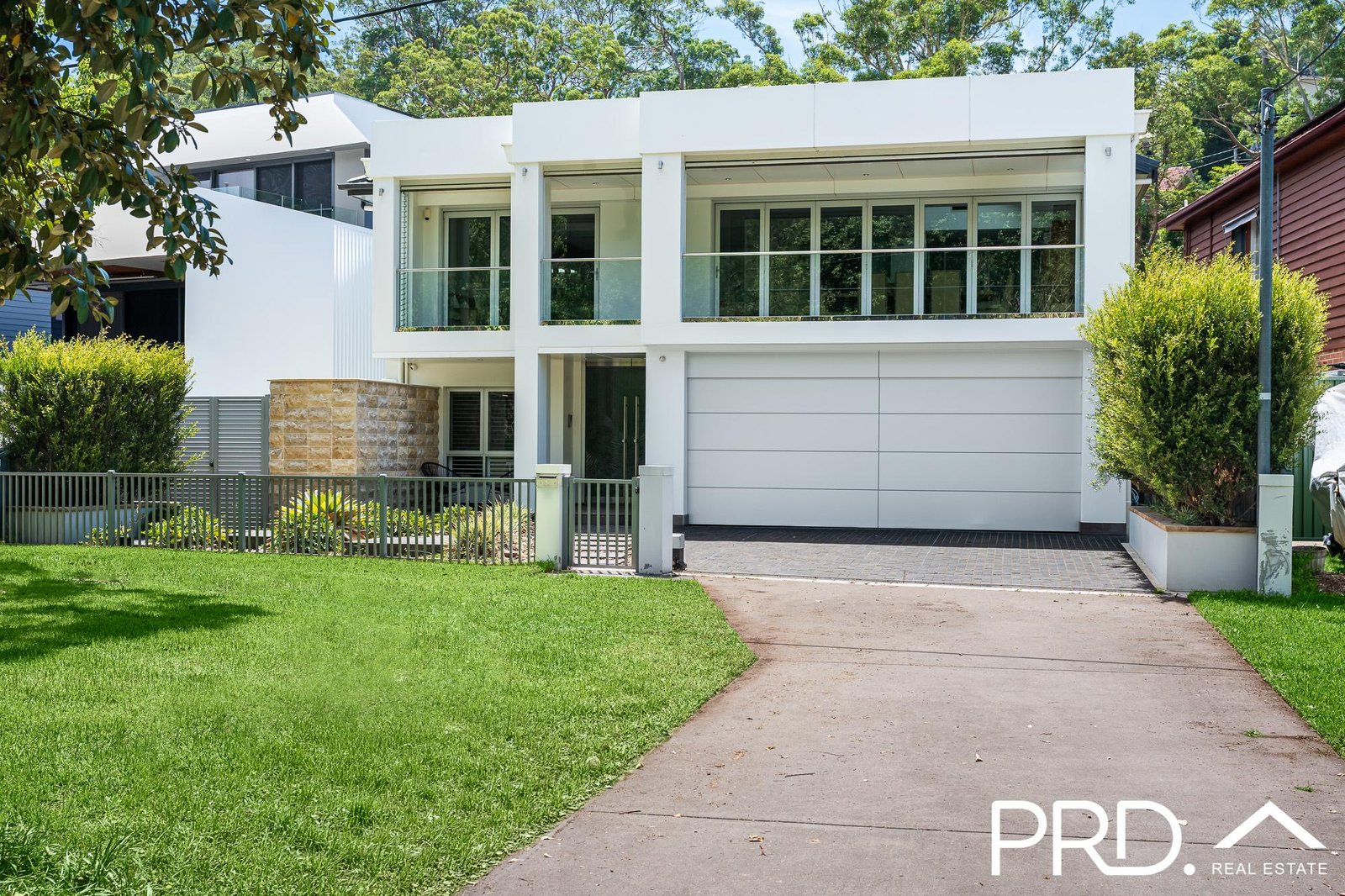 33 Carinya Road PICNIC POINT 3