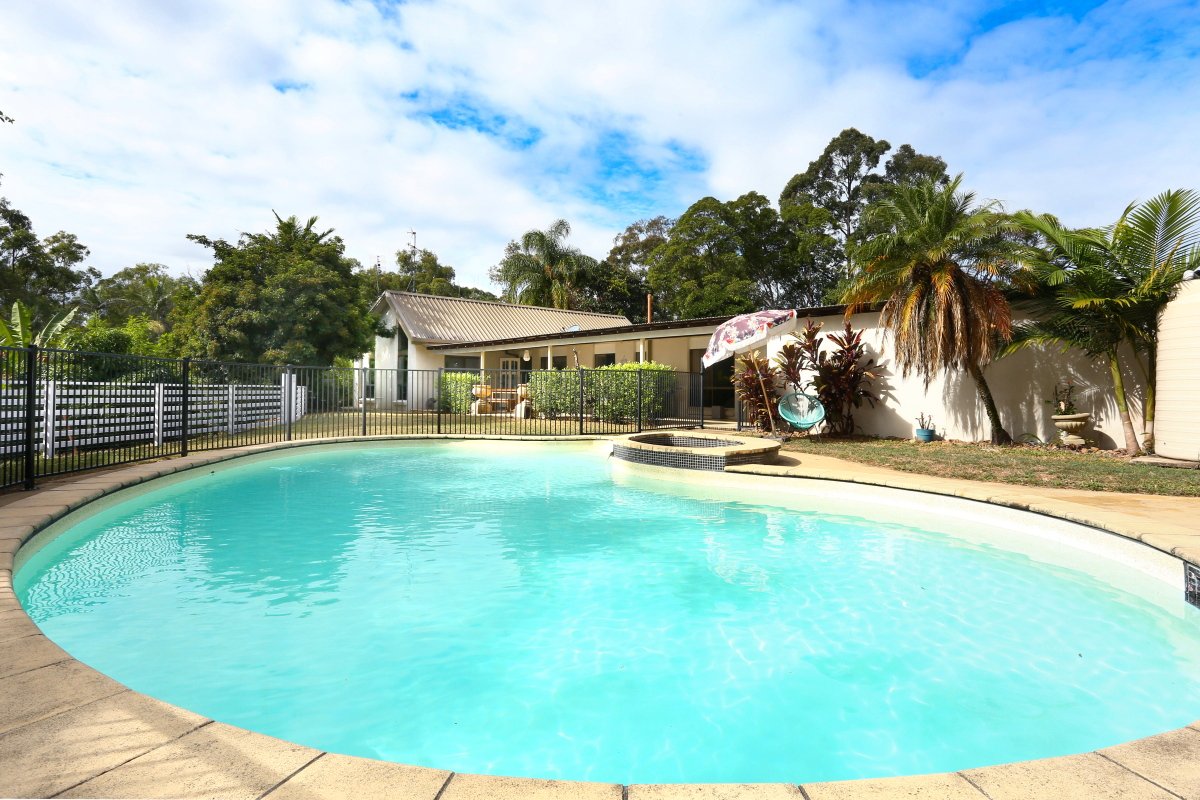 33 Castle Hill Drive GAVEN 22