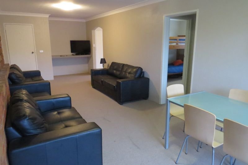3/3 Catalina Cl  NELSON BAY 2
