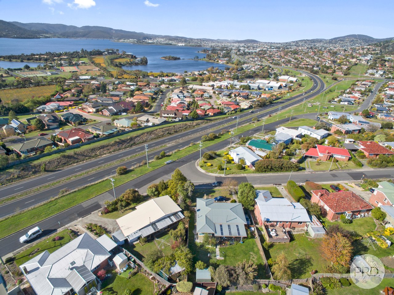 33 Catherine Street CHIGWELL 14