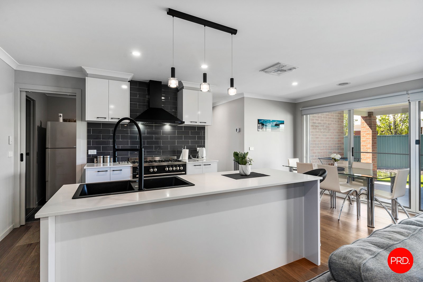 33 Caviar Court HUNTLY 4