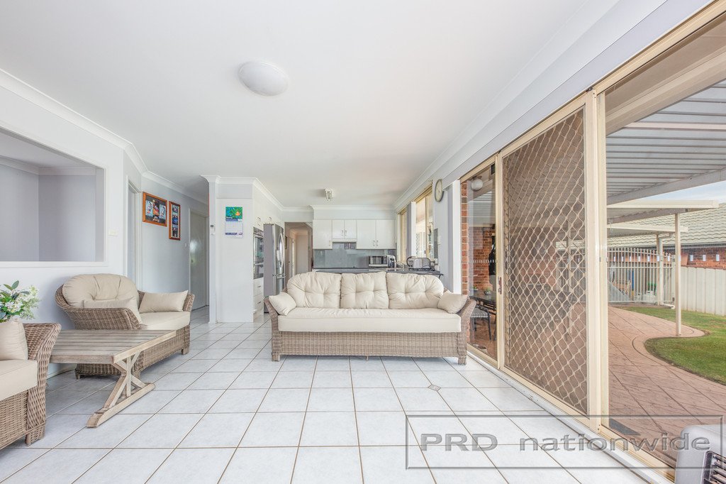 33 Clayton Crescent RUTHERFORD 6