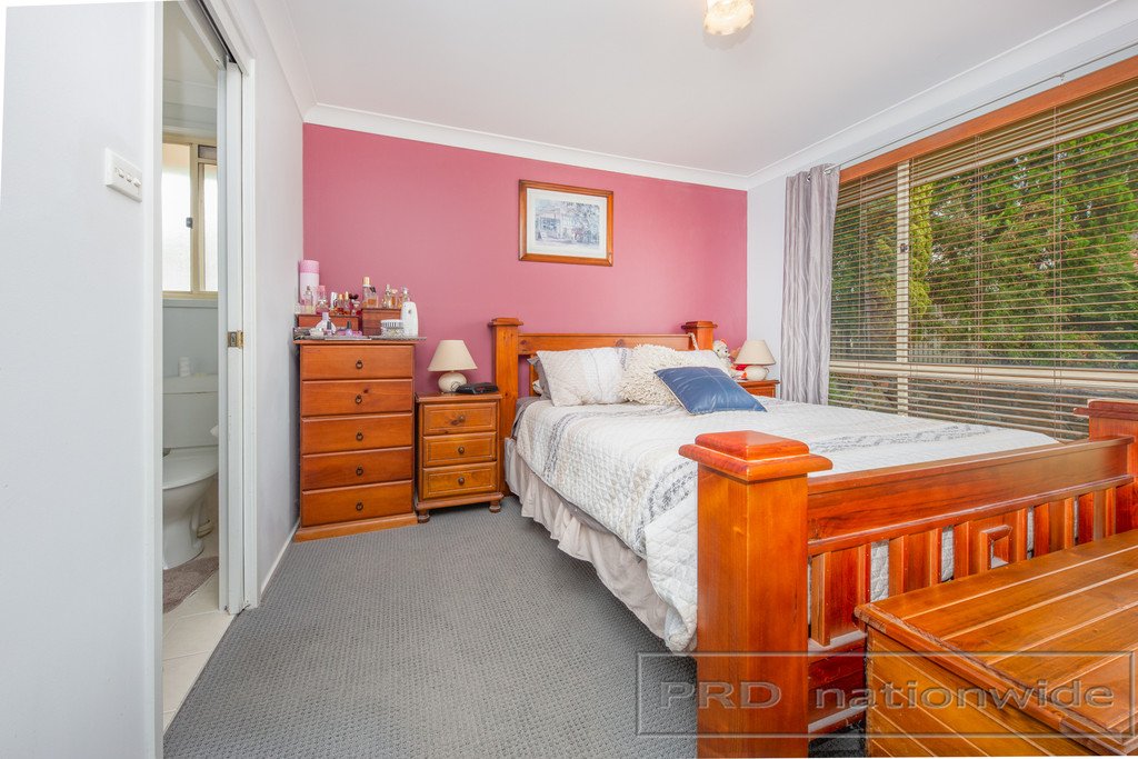 33 Clayton Crescent RUTHERFORD 9