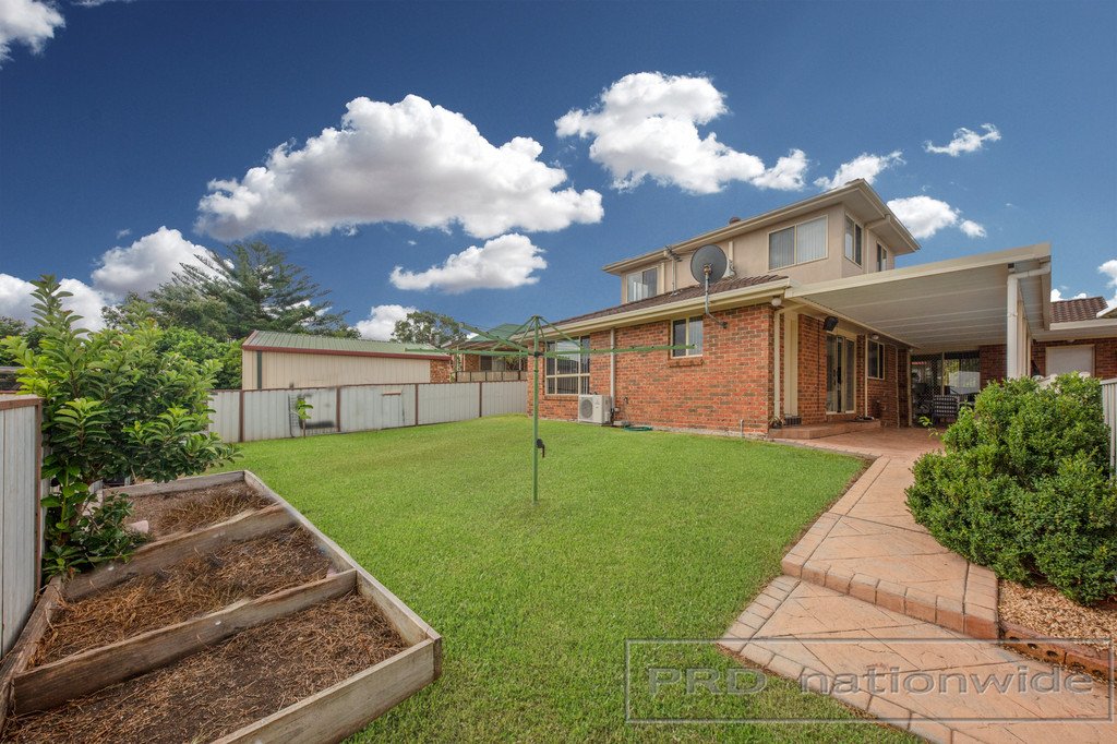 33 Clayton Crescent RUTHERFORD 21