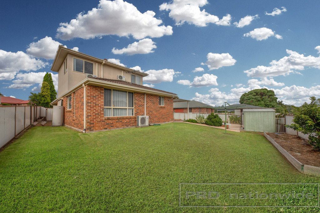 33 Clayton Crescent RUTHERFORD 22