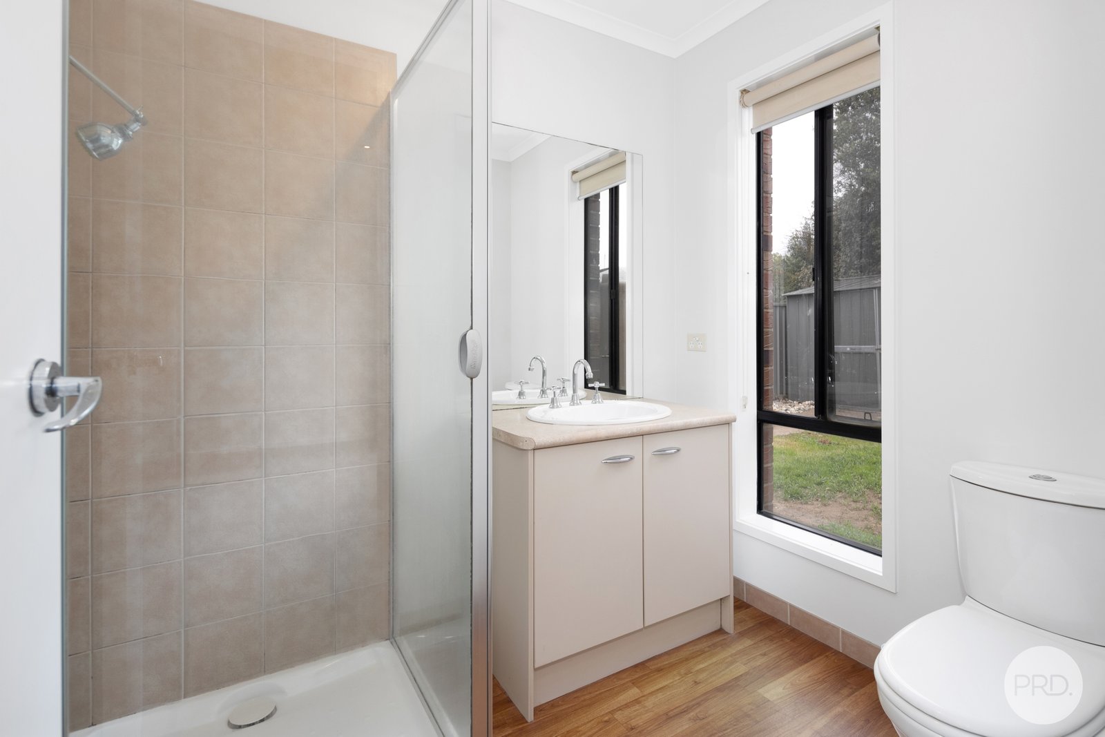 33 Clifton Street DELACOMBE 3