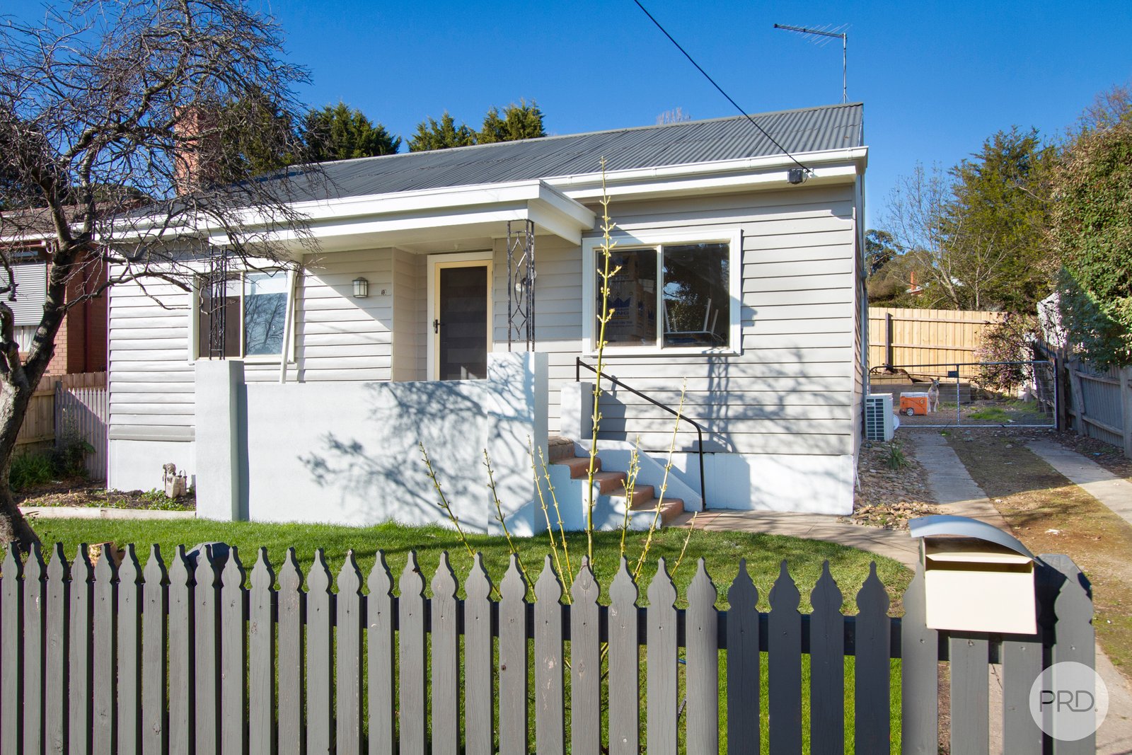 33 Clunes Road CRESWICK 2