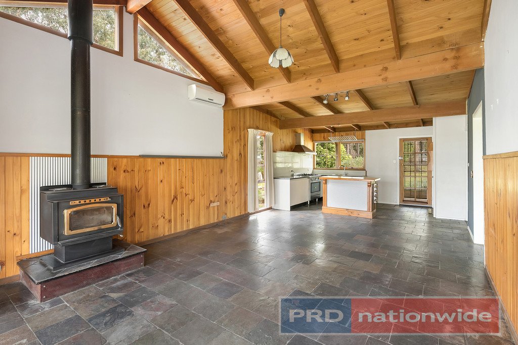 33 Cochrane Drive SNAKE VALLEY 9