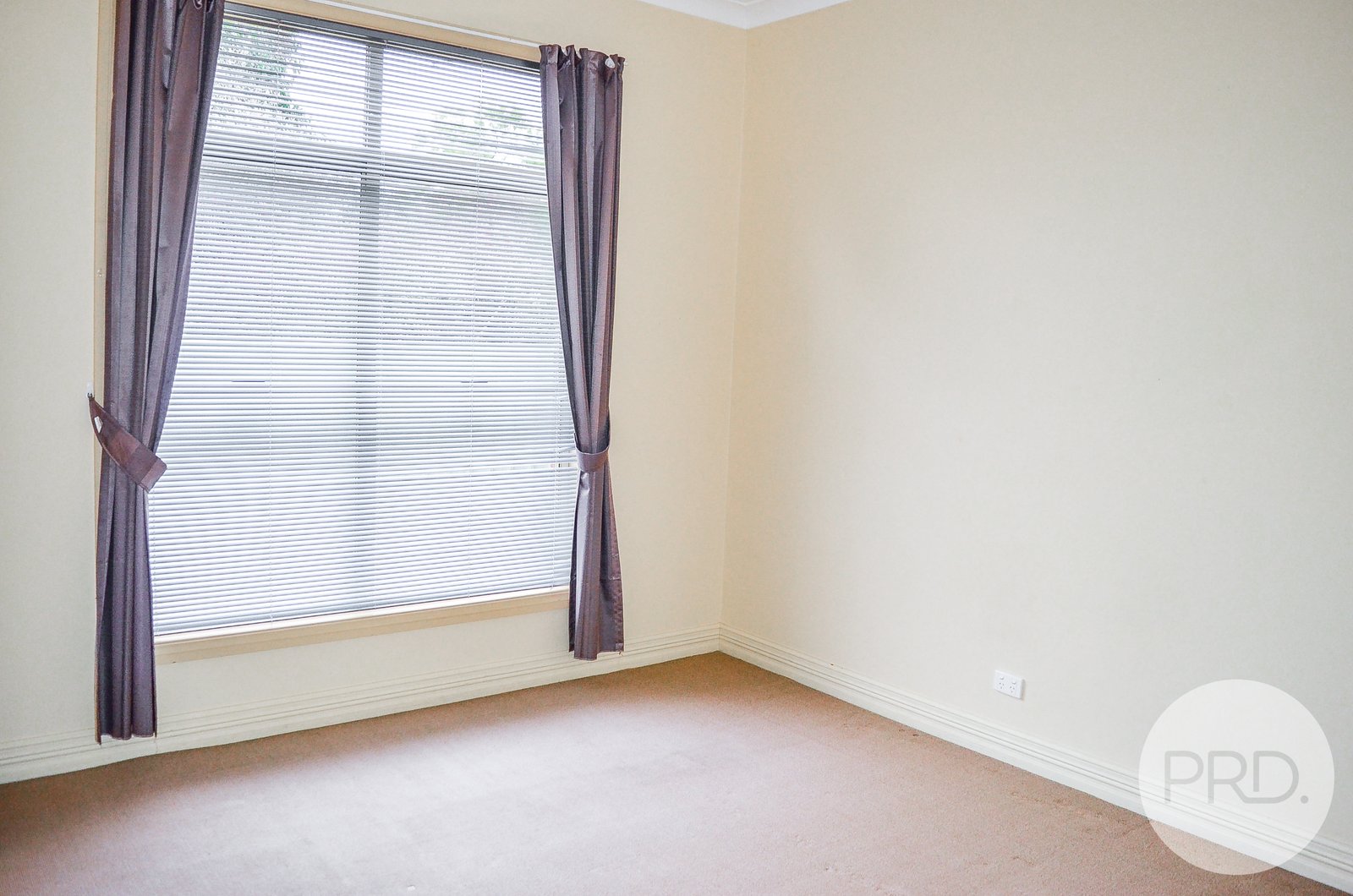 33 Collins Street TURVEY PARK 10