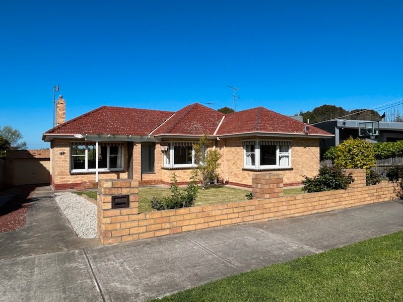 Gallery: 33 Cook Street