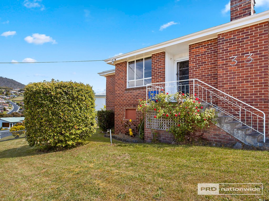 33 Coraki Street CHIGWELL 2