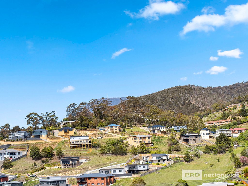 33 Coraki Street CHIGWELL 19