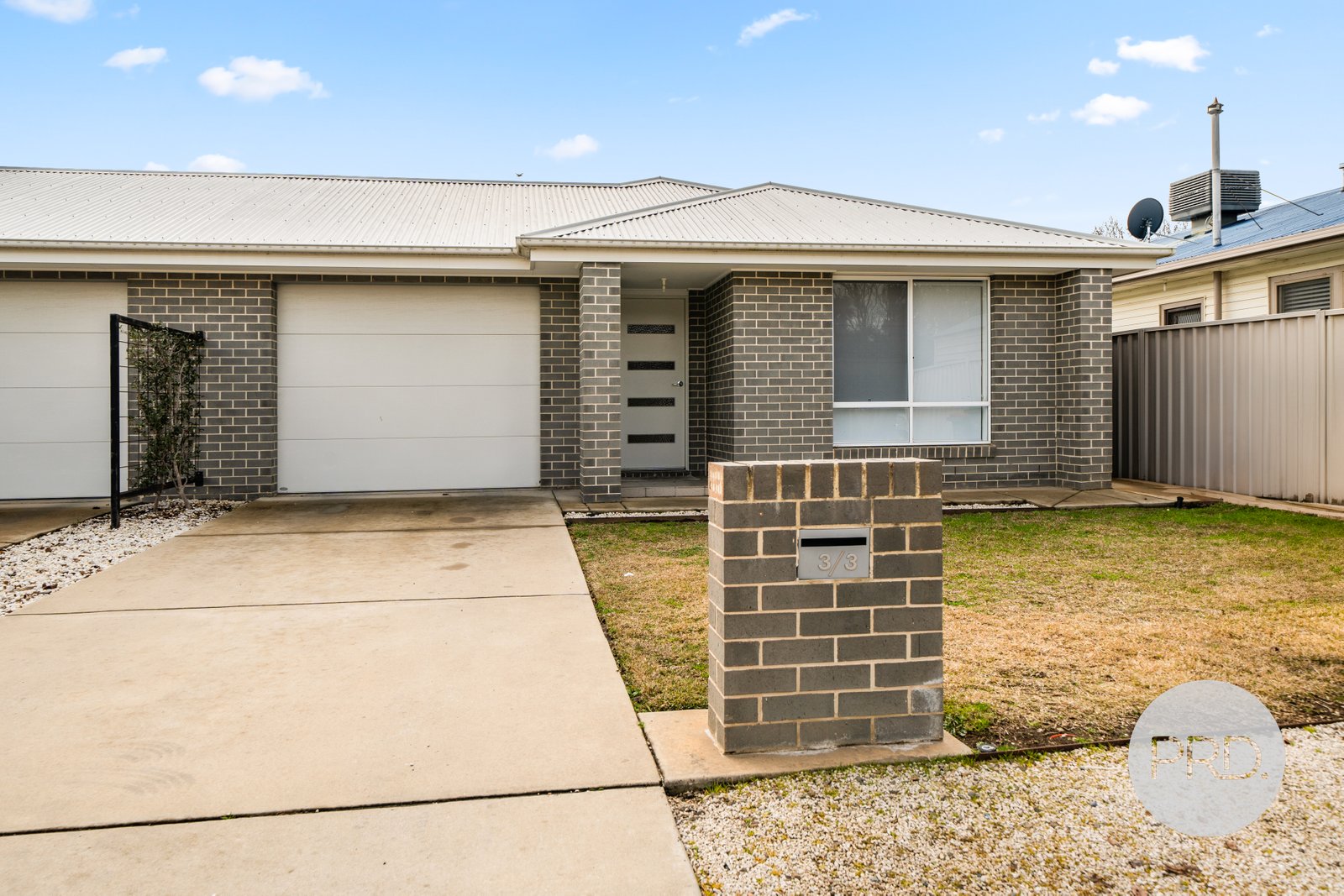 3/3 Craft Street LAKE ALBERT 1