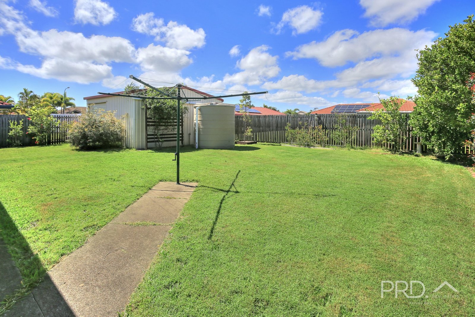 33 Cromdale Circuit KAWUNGAN 14