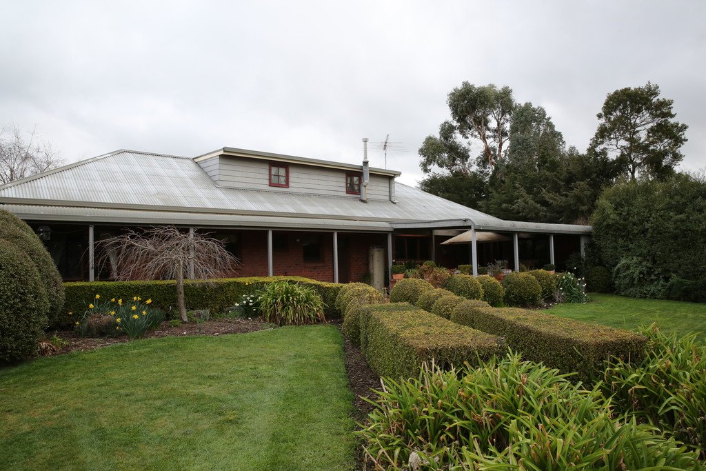 33 Crook Court BALLAN 5