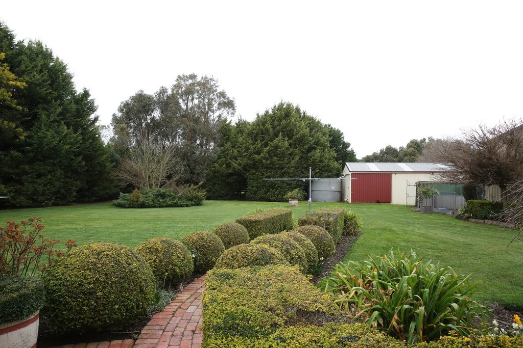 33 Crook Court BALLAN 18