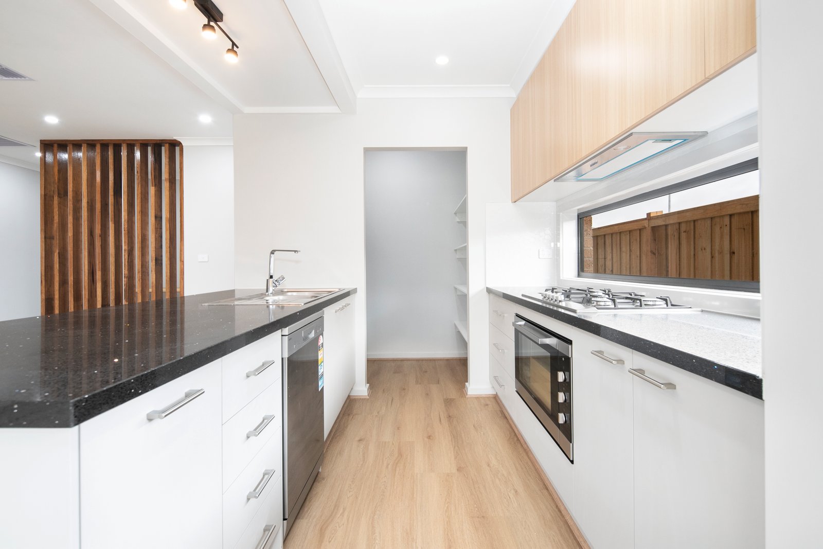 33 Cumberland Boulevard WINTER VALLEY 10