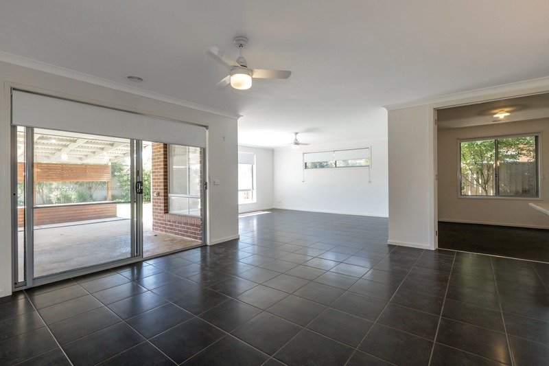 Gallery: 33 Cuzens Road