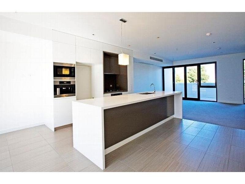 Gallery: 33 Danks Street
