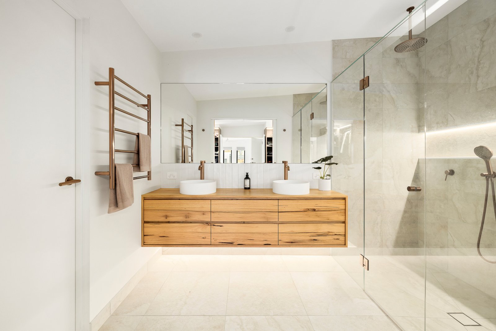 33 Darcy Street, Mornington, 3931