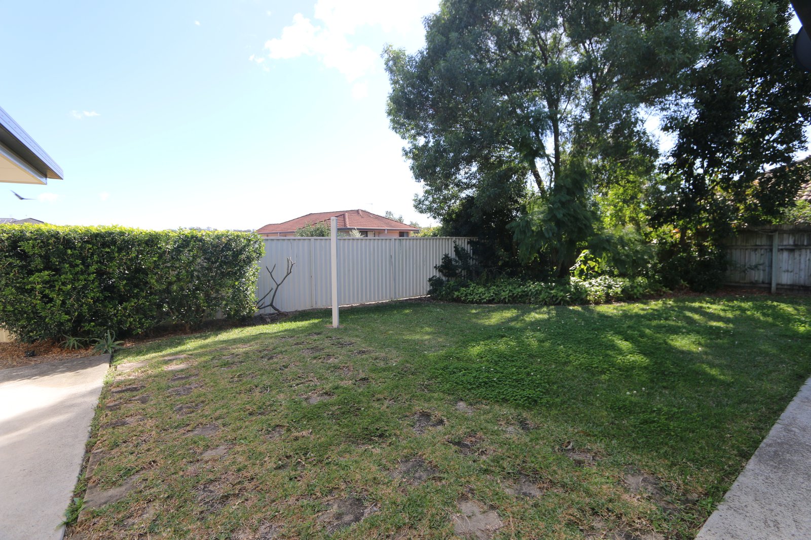33 Dellwood Circuit MOLENDINAR 18