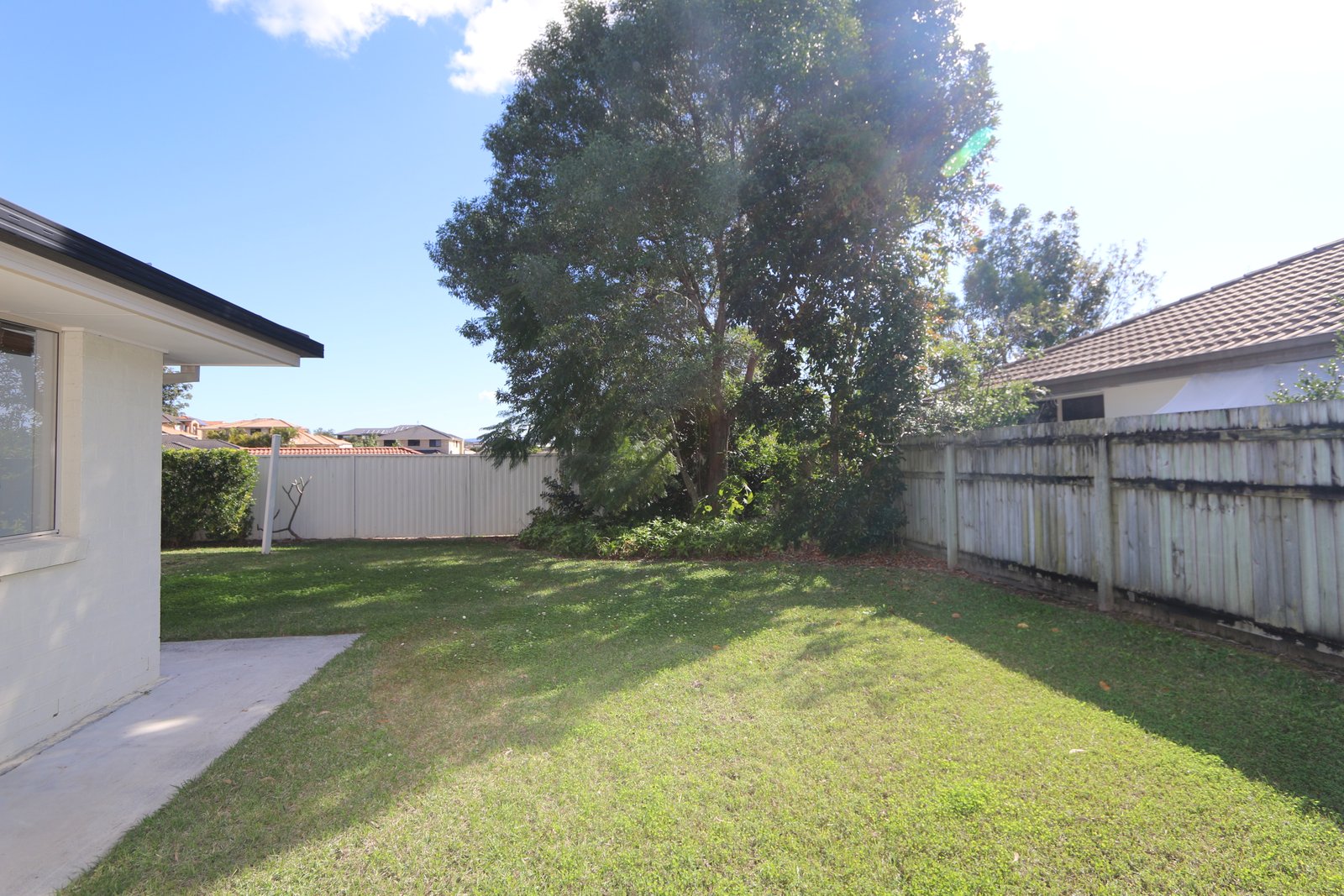33 Dellwood Circuit MOLENDINAR 19