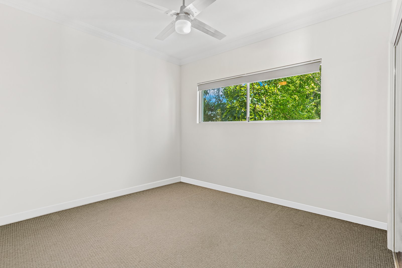 3/3 Deloraine Close CANNONVALE 11