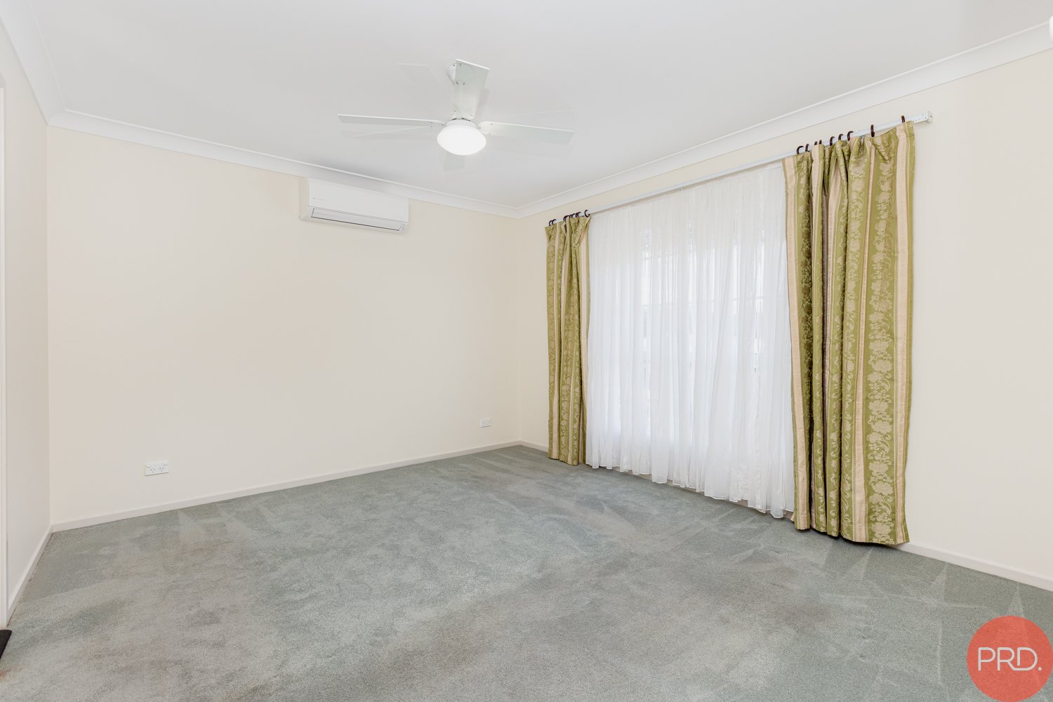 33 Diamond Circuit RUTHERFORD 19