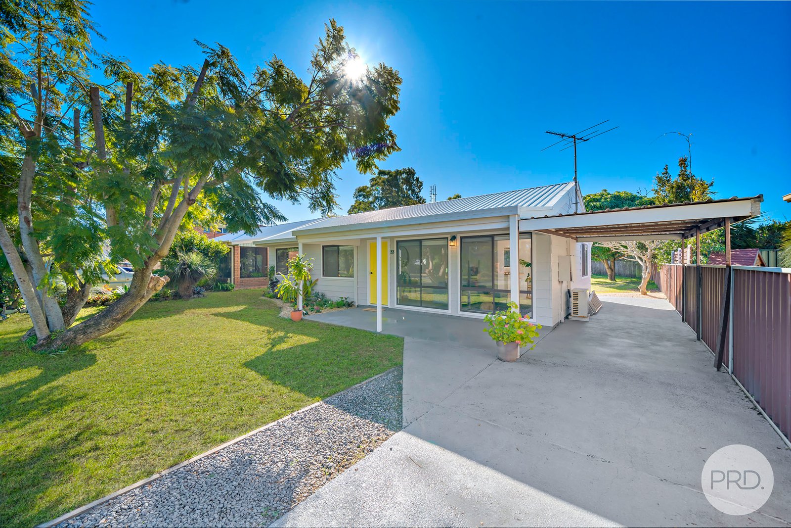 33 Diggers Drive TANILBA BAY NSW 2319